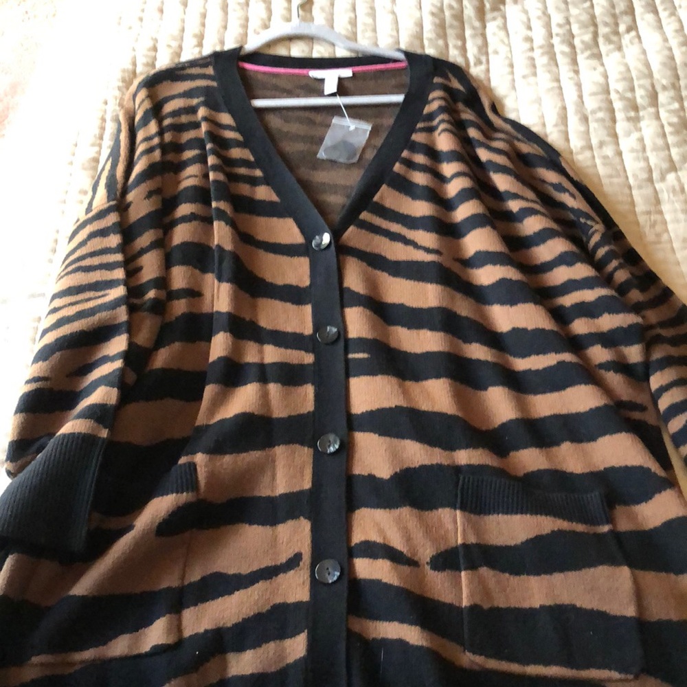 Plus size tiger cardigan